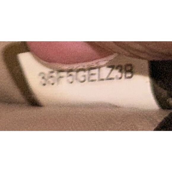 Michael Kors Jet Set Travel Continental Logo Zip Around Wristlet Wallet - Picture 8 of 8